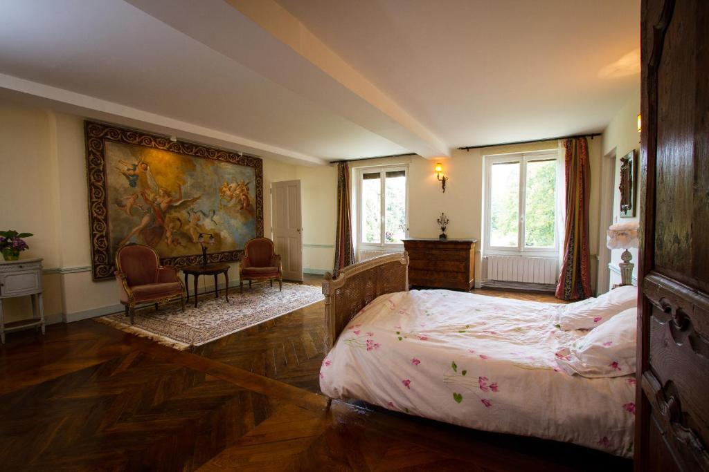 Chateau De La Madeleine Acomodação com café da manhã Pressagny-lʼOrgeuilleux Quarto foto